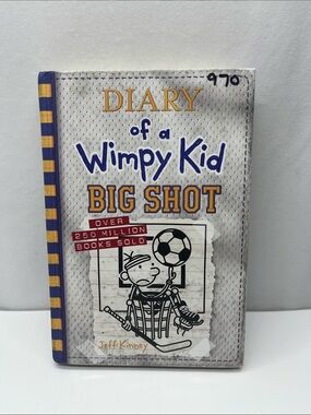 Diary of a Wimpy Kid: Big Shot - White & Blue Kids Book